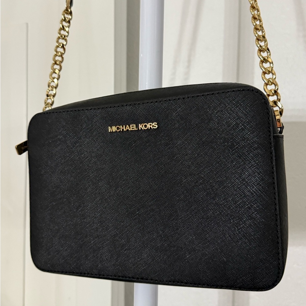Michael Kors Black and Gold Shoulder Bag